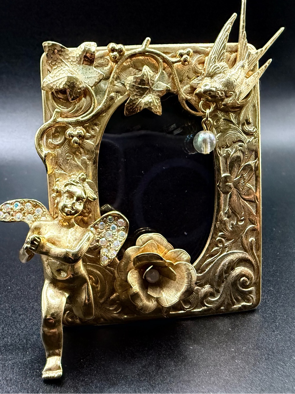 vintage gold-gilt decorative picture frame-unsigned Kirk’s Folly
